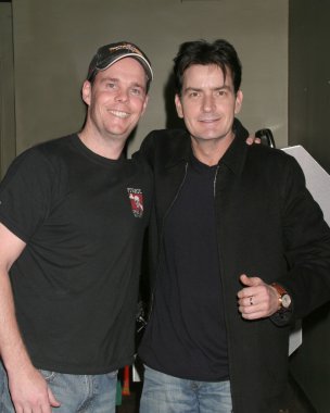 Kevin Dillon ve Charlie Sheen