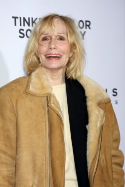Sally Kellerman