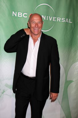 Corbin Bernsen