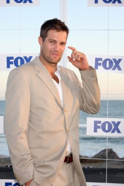Geoff Stults