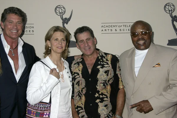 David Hasselhoff, Lindsay Wagner, Paul Michael Glaser y Roger Mosley — Foto de Stock