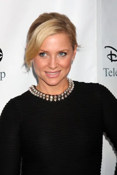 Jessica Capshaw — Photo