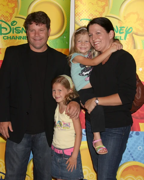 Sean Astin ve aile — Stok fotoğraf