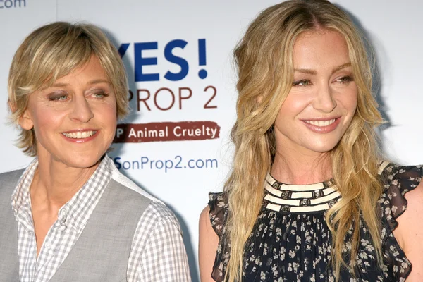 Ellen DeGeneres & Portia DeRossi — Stock Photo, Image