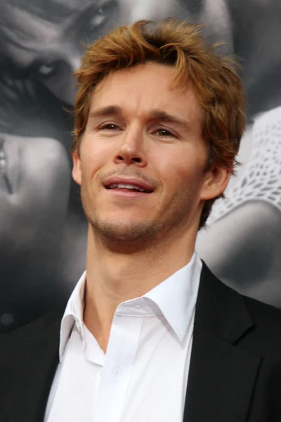 Ryan Kwanten & Madre — Foto de Stock