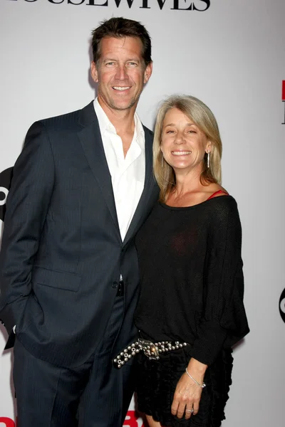 James denton, erin o 'brien — Stockfoto