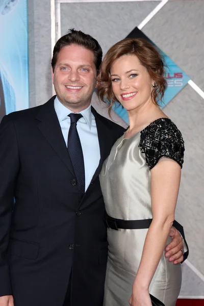 Max Handelman & Elizabeth Banks — Stock Photo, Image