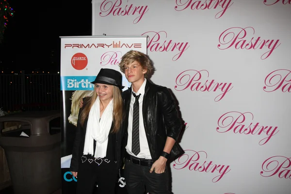 Ali Simpson, Cody Simpson — Zdjęcie stockowe