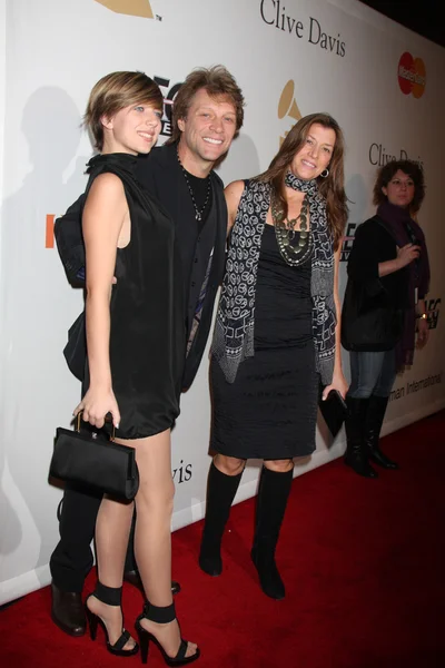 Jon Bon Jovi, Wife, daughter — Stock Photo, Image