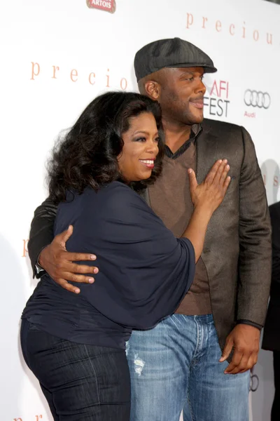 Oprah Winfrey & Tyler Perry — Photo