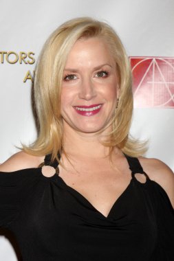 Angela Kinsey
