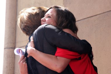 Emma Thompson ve Maggie Gyllenhaal