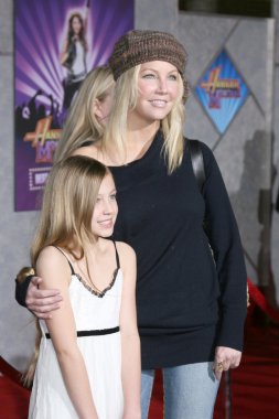 Heather Locklear'ı ve kızı