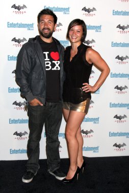 Joshua Gomez, Amy Pham Gomez