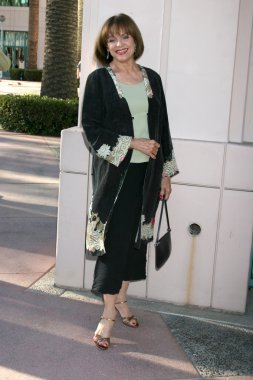Valerie Harper