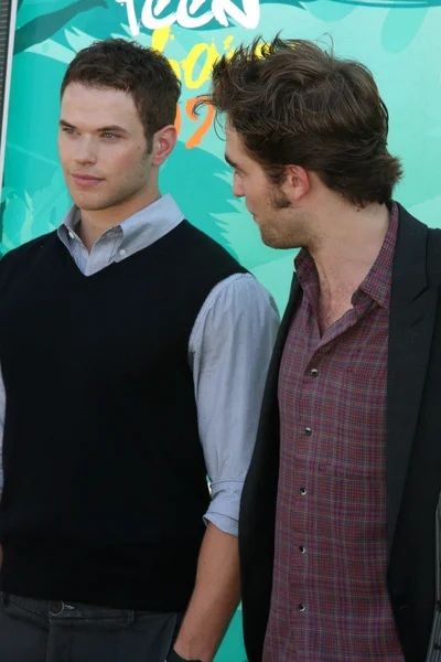 Kellan Lutz, Robert Pattinson — Fotografia de Stock