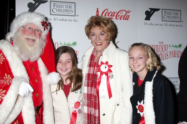 Jeanne Cooper y sus nietas Grace y Sarah —  Fotos de Stock