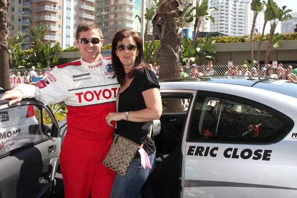 Eric & Keri Close — Stock Photo, Image