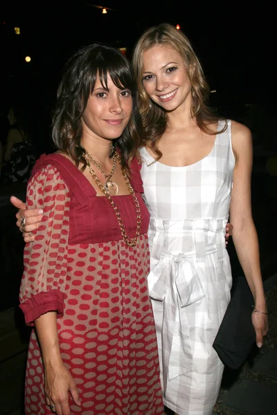 Kimberly Mccullough & Tamara Braun — Stockfoto