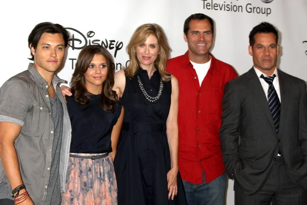 Blair Redford, Alexdra Chando, Helen Slater, Andy Buckley, Adria — Stock Photo, Image