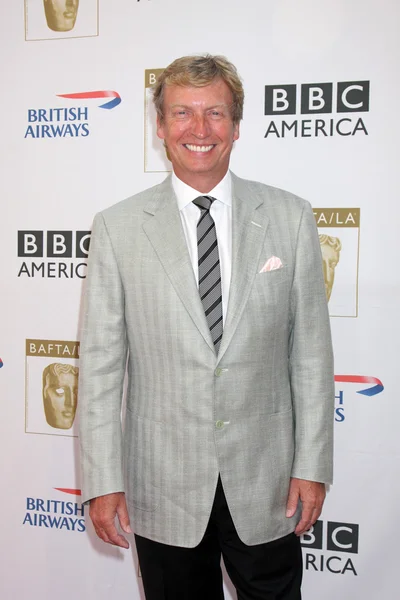 Nigel lythgoe, imprezy cochairs — Zdjęcie stockowe