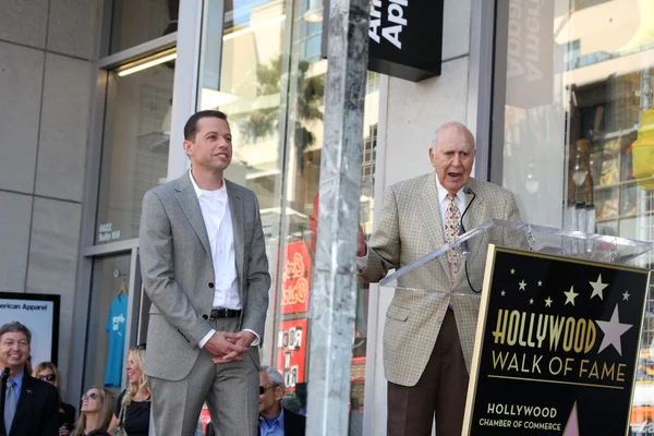 Jon Cryer, Carl Reiner — Fotografia de Stock