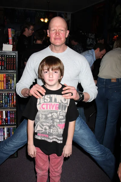 Caleb Guss (jonge Jason 2009) & Derek Mears (Jason 2009) — Stockfoto