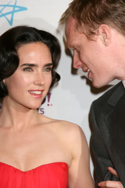 Jennifer Connelly & Paul Bettany — Stock Photo, Image