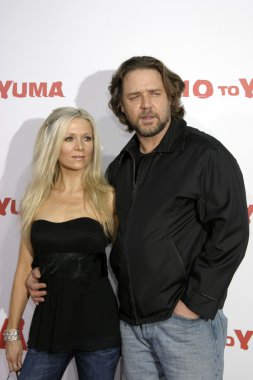 Russell Crowe ve eşi Danielle
