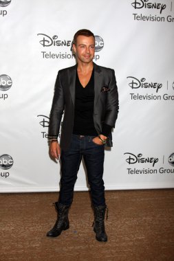 Joey Lawrence