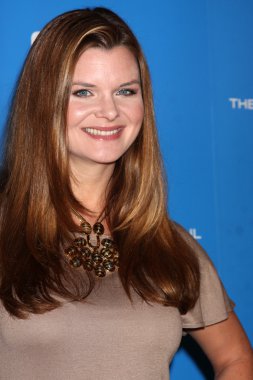 Heather Tom