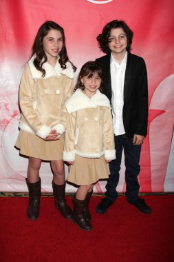 Emily Evan Rae, Savannah Paige Rae, Max Burkholder