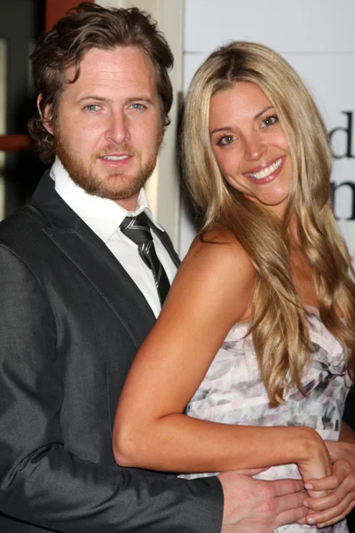 Aj Buckley and his girlfriend — Stock Photo, Image
