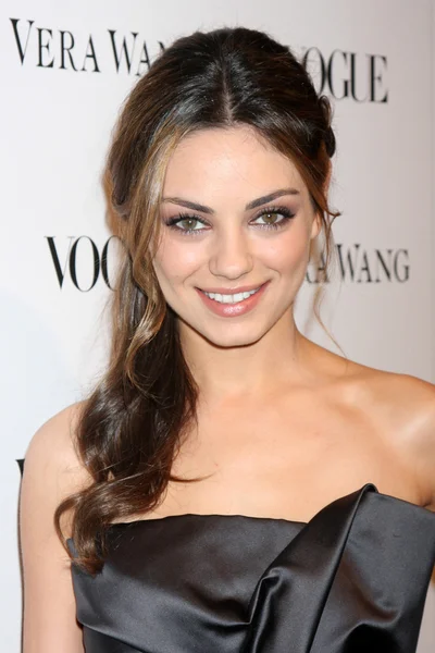 Mila Kunis — Stockfoto