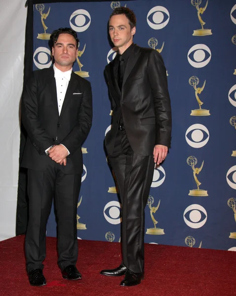 Johnny Galecki ve Jim Parsons — Stok fotoğraf