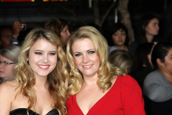 Taylor Spreitler, Melissa Joan Hart — Stock Photo, Image