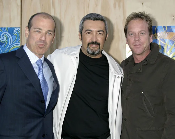 Howard Gordon, Jon Cassar, and Kiefer Sutherland — Stock Photo, Image