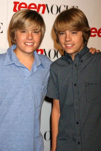 Dylan y Cole Sprouse — Foto de Stock