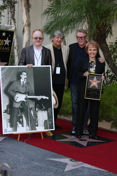 Peter Asher, Phil Everly, Gary Busey, Maria Elena Holly — Stock Photo, Image