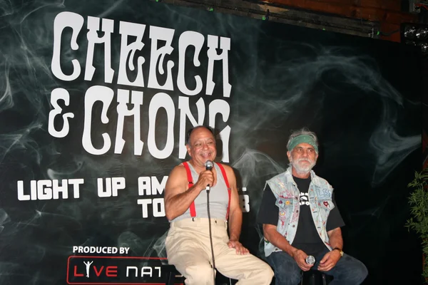 Cheech Marin and Tommy Chong — Stock Photo, Image