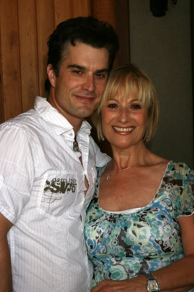 Rick Hearst & mom — Stock Photo, Image