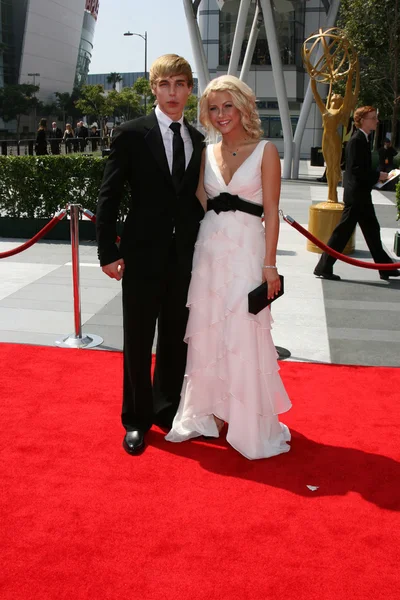 Cody Linley & Julianne Hough — Fotografia de Stock