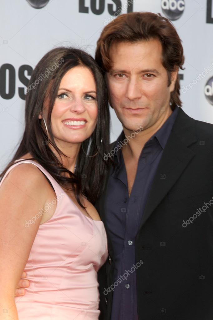 Annie Wood Henry Ian Cusick : Annie Wood, Henry Ian Cusick 'Lost' Live: The Final Celebration