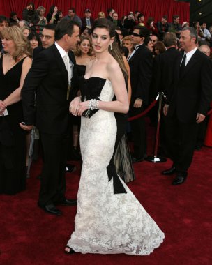 Anne Hathaway