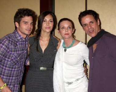 Greg rikaart, emily o'brien, judith chapman & Hıristiyan leblanc