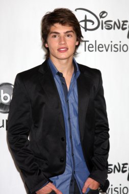 gregg sulkin