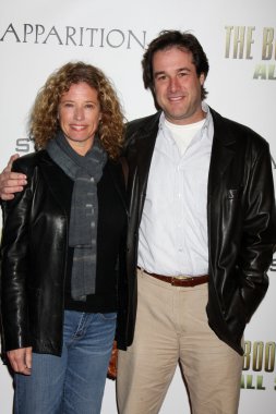 Nancy travis