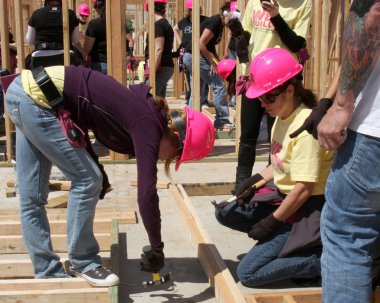 Molly burnett, kristal chappell