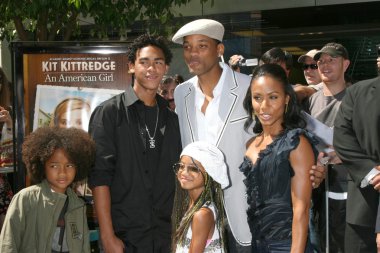 Jaden, trey, söğüt, ve jada smith