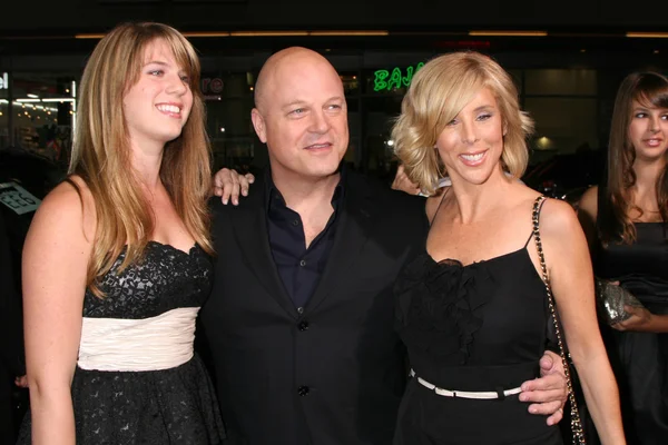 Autumn, Michael, and Michelle Chiklis — Stock Photo, Image